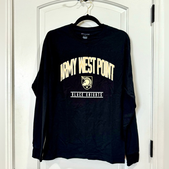 *NWOT* CHAMPION ARMY WEST POINT BLACK KNIGHTS LONG SLEEVE TEE MEDIUM - Picture 1 of 6